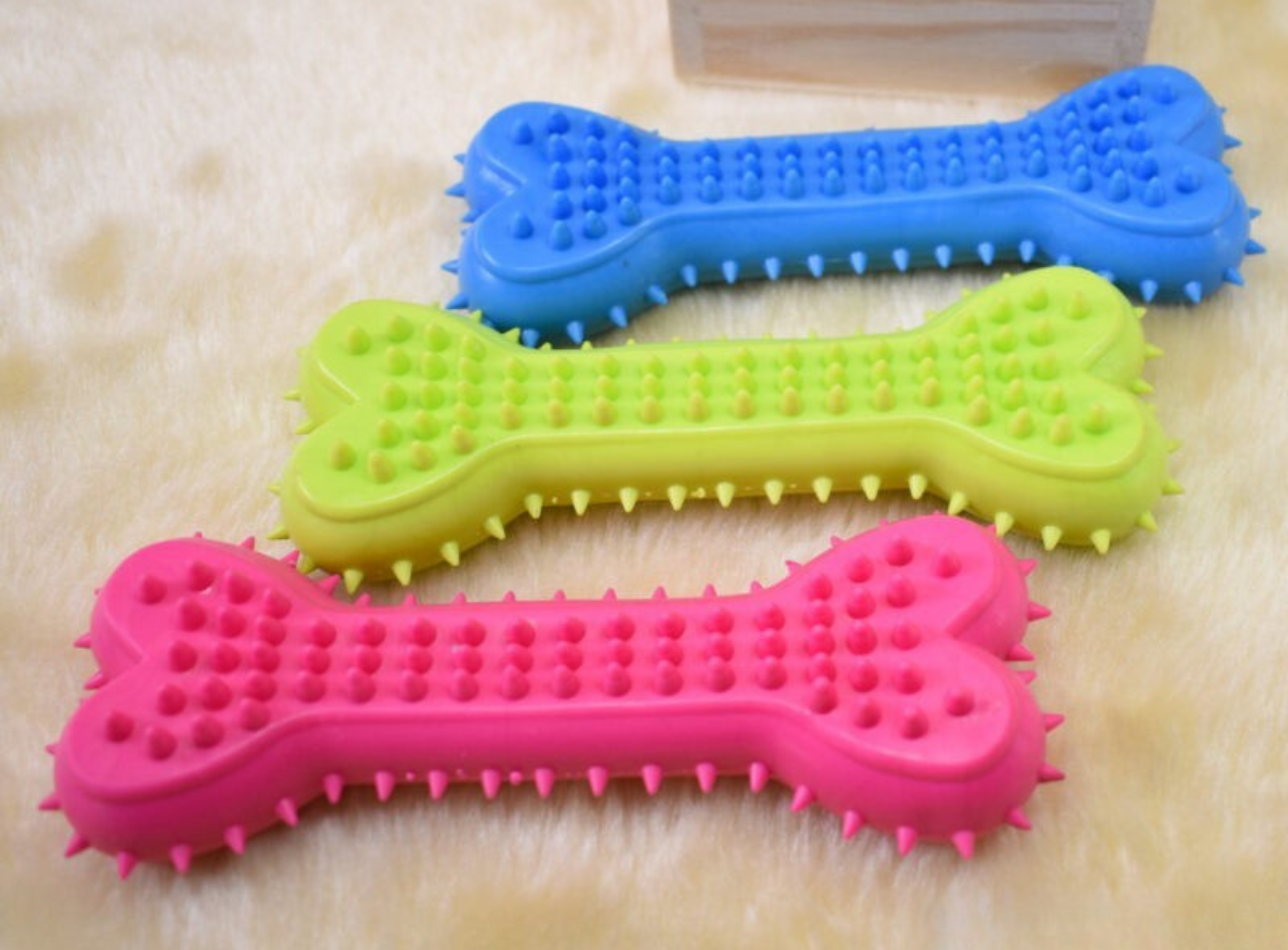 PawPlay™ Rubber Dental Chew Toy