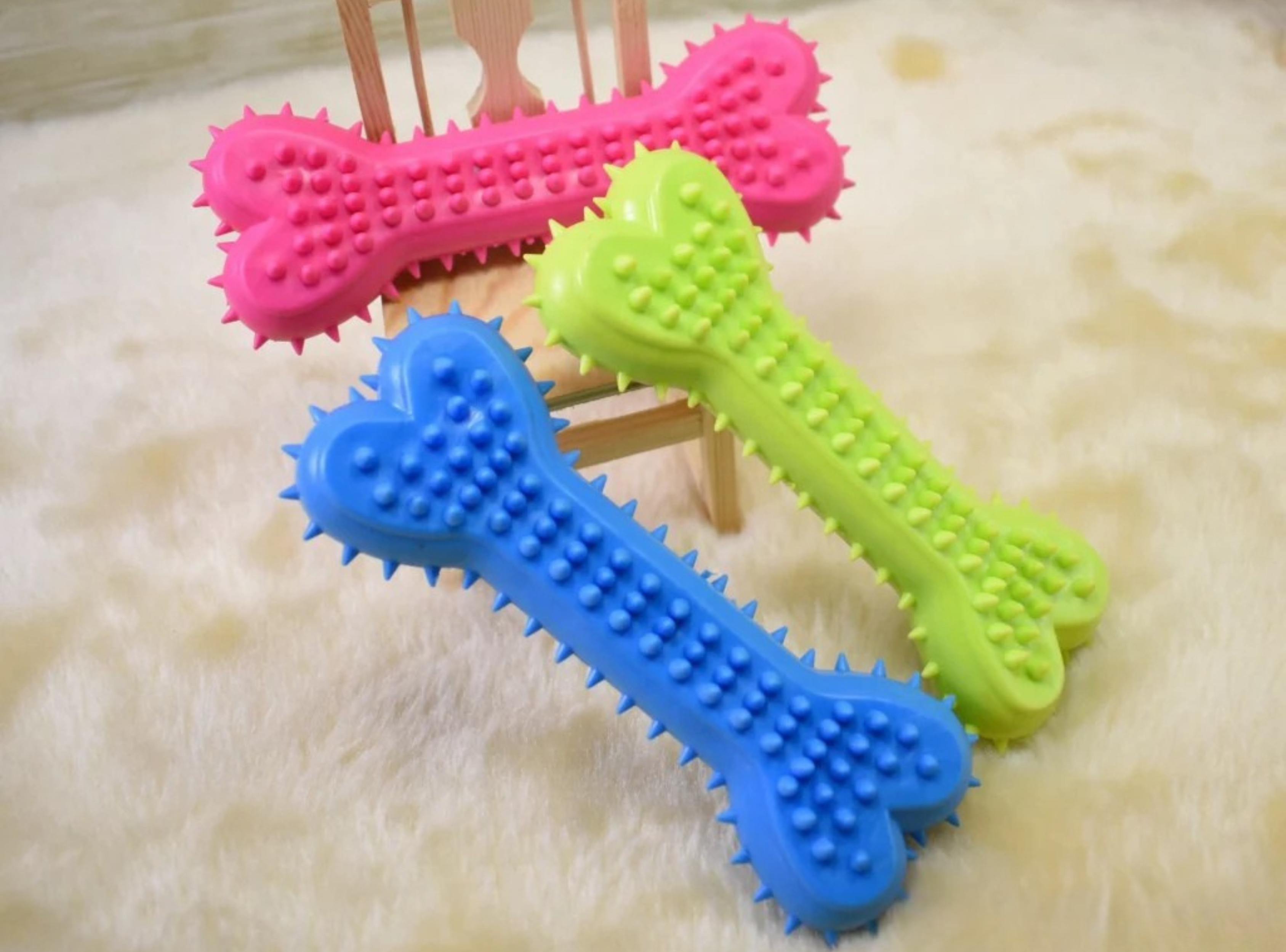 PawPlay™ Rubber Dental Chew Toy
